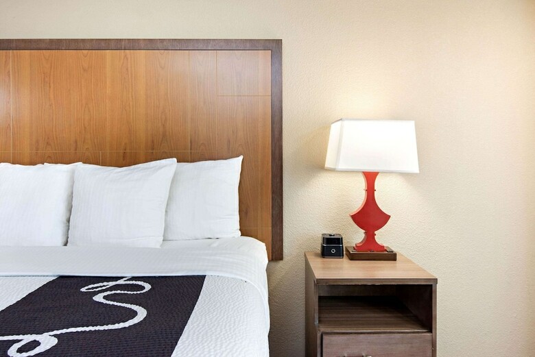 Hotel Comfort Inn