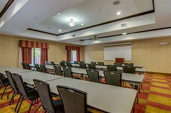 Hotel Comfort Suites