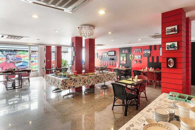 Narry Hotel Patong