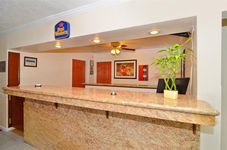 Best Western Salinas Monterey Hotel
