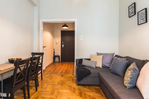 Comfy Koukaki Apartment