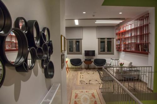Villa Tripodon Plaka | In The Shade Of Acropolis