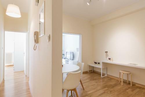Cosy And Spacious 1bd Apartment - Koukaki By Upstreet