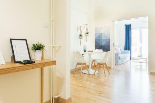Cosy And Spacious 1bd Apartment - Koukaki By Upstreet