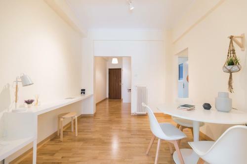 Cosy And Spacious 1bd Apartment - Koukaki By Upstreet
