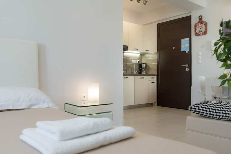 Alekos Apartments