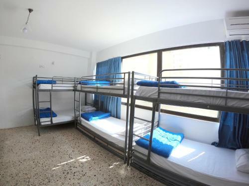 Acropolis Hostel