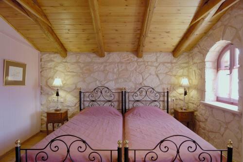 Villa Aresti Mountain Resort
