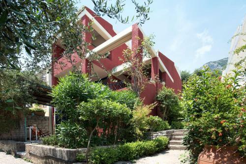 Aris's House Barbati