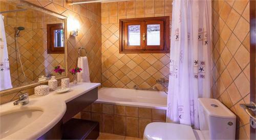 Beachfront Villa Benele