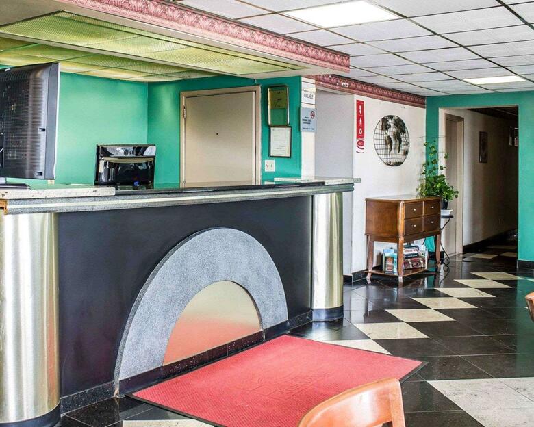 Hotel Econo Lodge