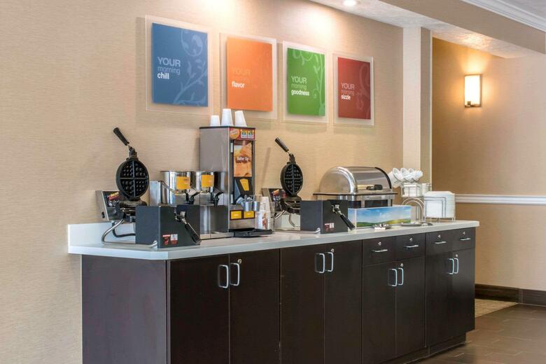 Hotel Comfort Suites