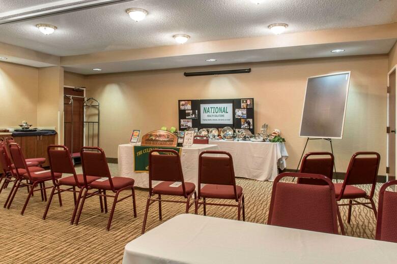 Hotel Comfort Suites