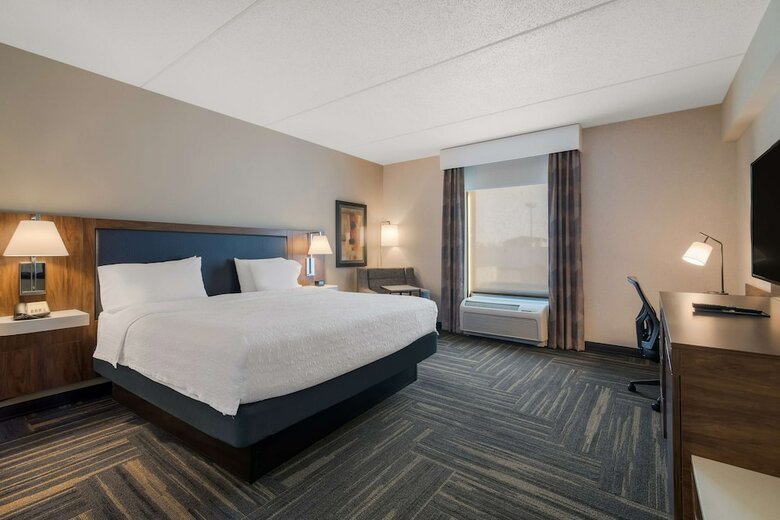 Hotel Hampton Inn & Suites Plattsburgh