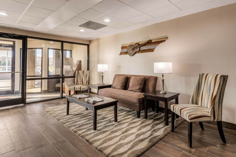 Hotel Comfort Inn