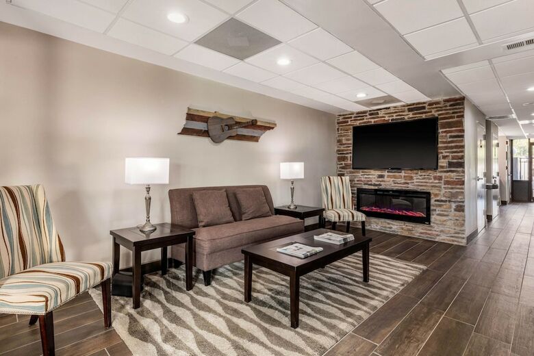 Hotel Comfort Inn
