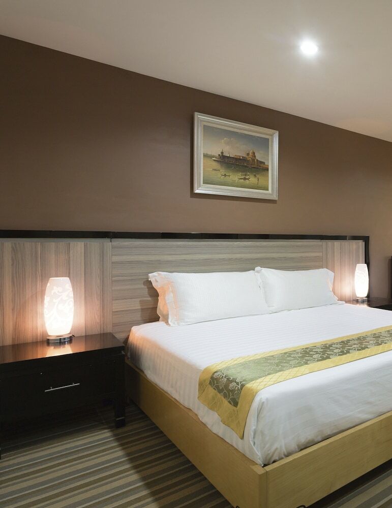 Hotel Hallmark Inn