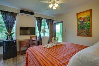 Hotel Midas Resort