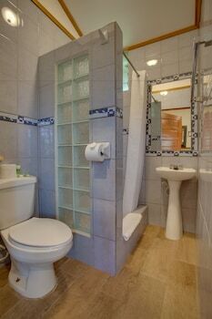 Hotel Midas Resort