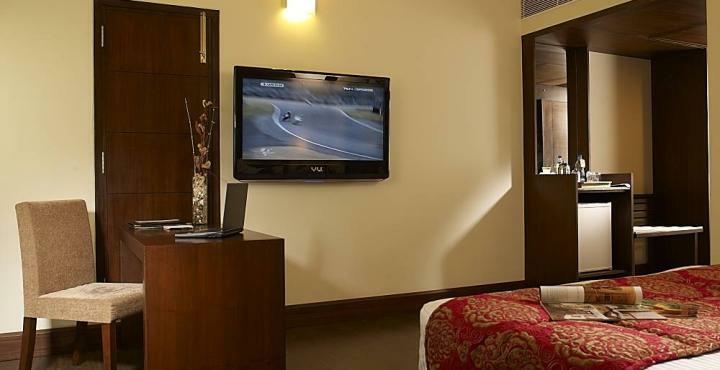Hotel Express Towers