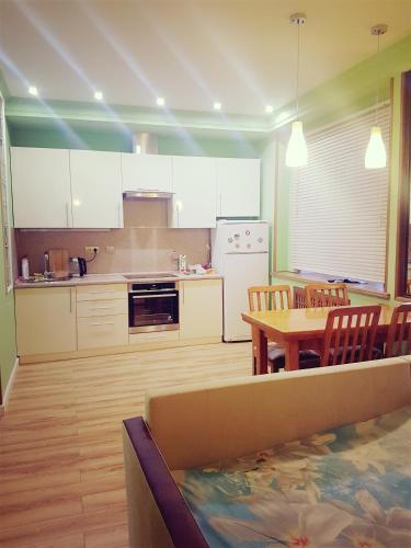 L&h Vip Apartament