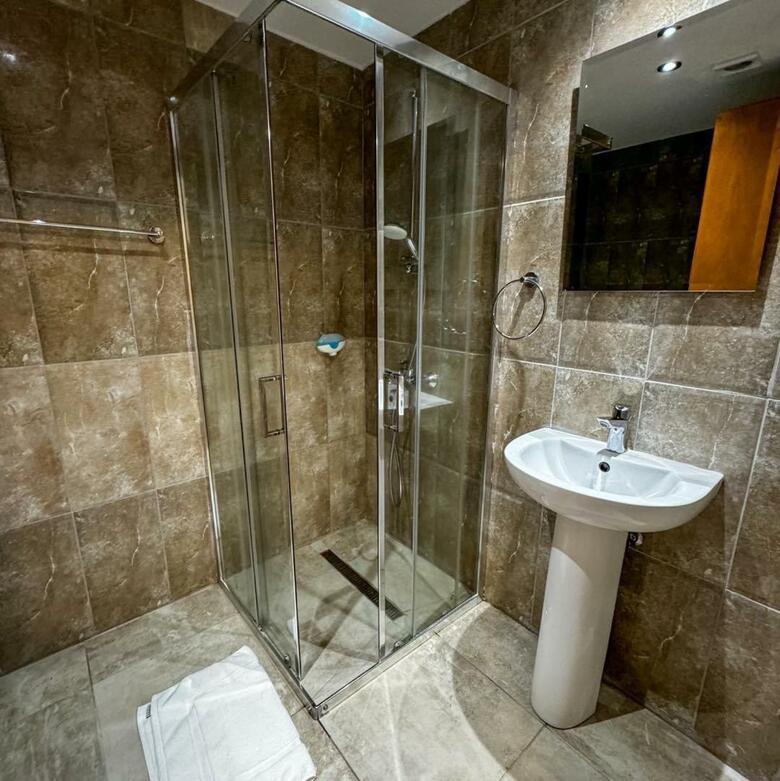 Moniatis Hotel