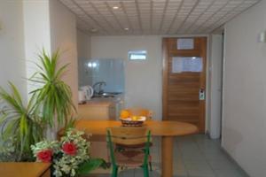 Pier Beach Aparthotel