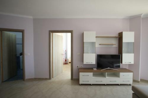 Violet Sea View Apartment
