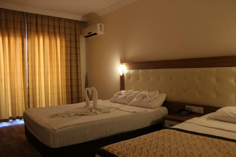 Hotel Mitos Apartments