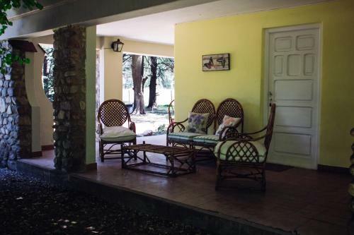 Posada Hoster�a La Pen�nsula