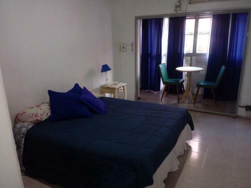 Hotel Hostal Atix