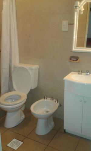 Rada Tilly Apart