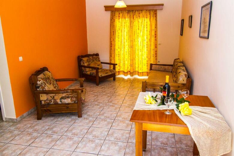 Sandy Maria Hotel