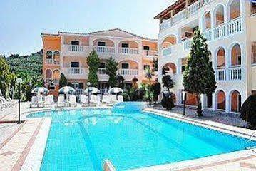 Sandy Maria Hotel