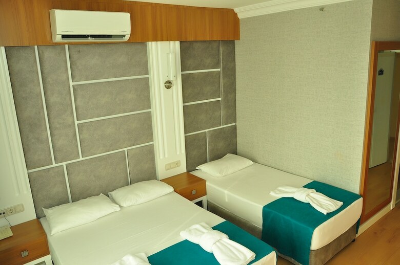 Side Yesiloz Hotel