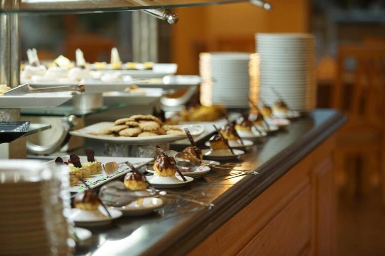 Hotel Shoni Bay Resort