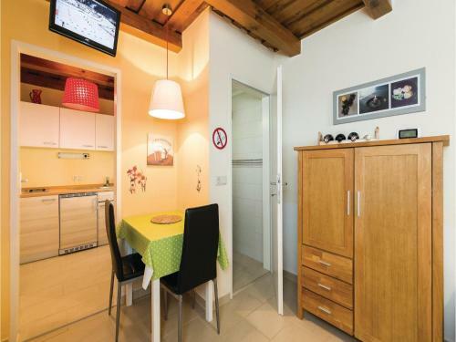 One-bedroom Holiday Home In Deutsch-schutzen