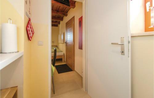 One-bedroom Holiday Home In Deutsch-schutzen