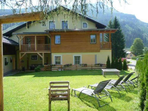 Hostal Familien & Wander-pension Purkhardt