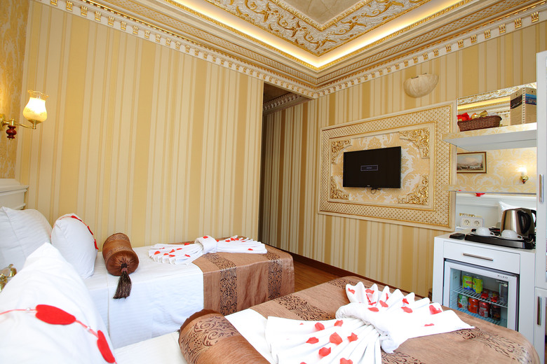 Golden Horn Hotel