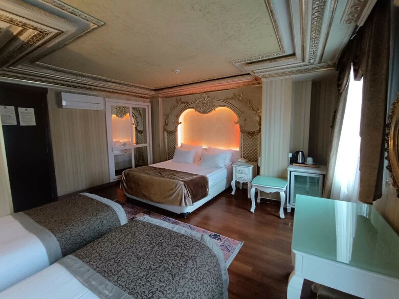 Golden Horn Hotel
