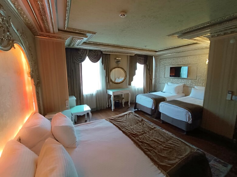 Golden Horn Hotel