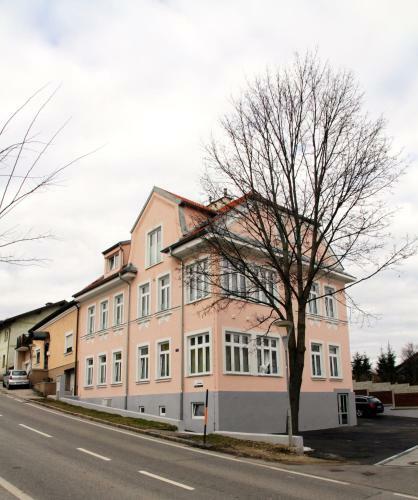 Adriale Apartments