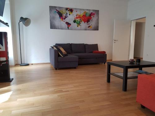 Amazing Apartment 4