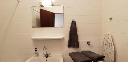 Amazing Apartment 5