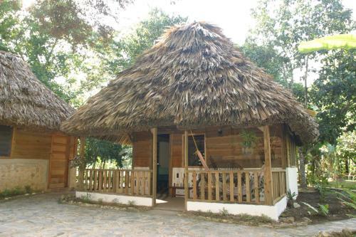 Hotel Cohune Palms River Cabanas