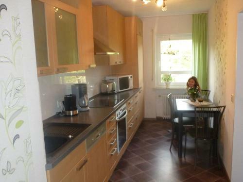 Cozy Apartment In Niederehe Eifel Near Forest