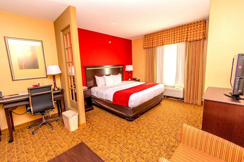 Hotel Comfort Suites Pearland - South Houston