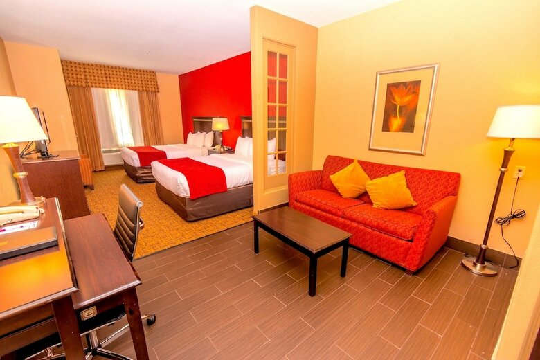 Hotel Comfort Suites Pearland - South Houston