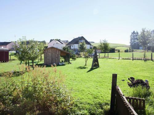Apartment In Halenfeld With Terrace, Garden, Bbq, Heating